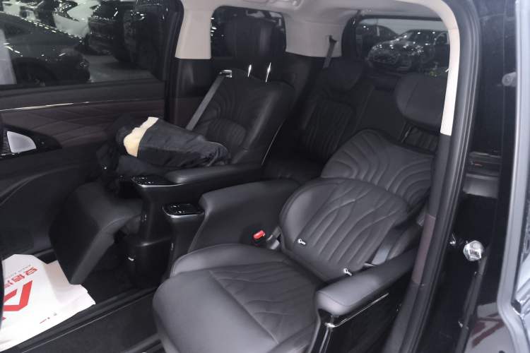 Used GAC Trumpchi M8 2024 Master Series Super Hybrid Edition
