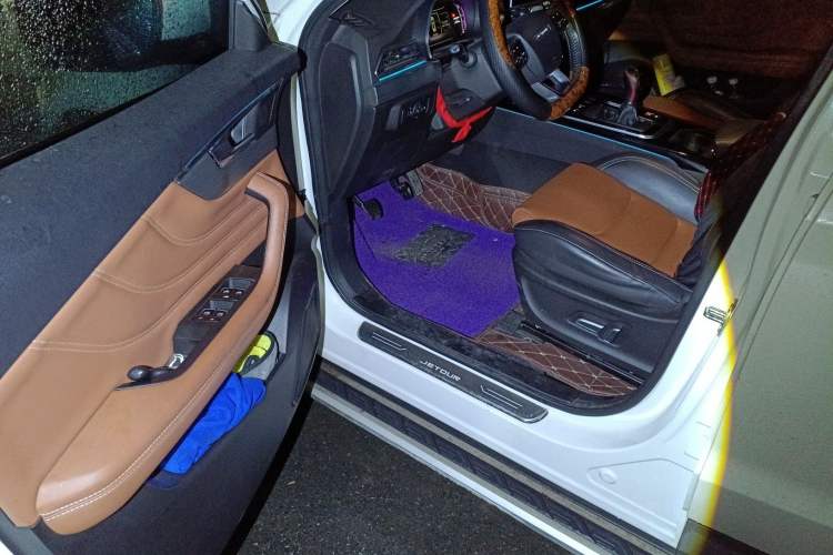 Used JETOUR X70S 2019 1.5T Manual ZHENG TU Version China V Standard
