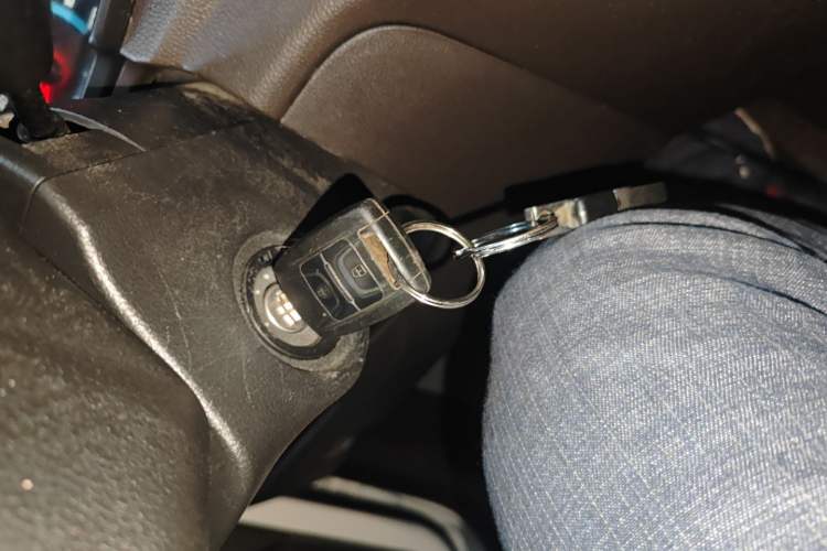 Used Wuling Hongguang V 2021 1.5L Refreshed Enjoyment Edition LAR
