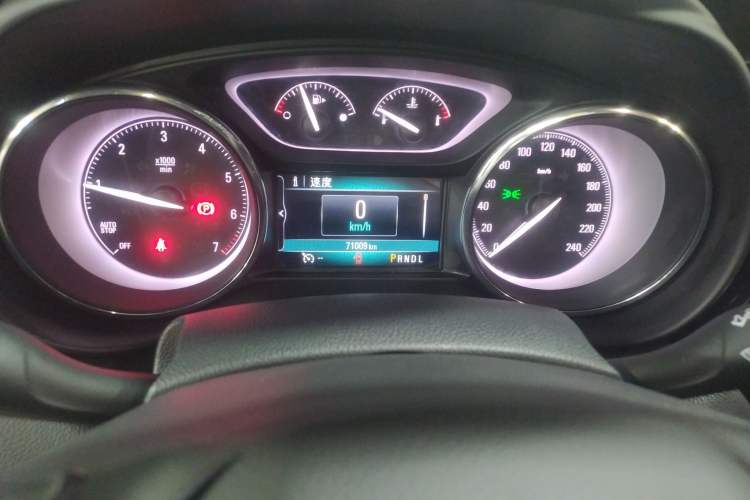 Used Buick Envision 2019 20T Two-Wheel Drive Elite Version China VI Standard
