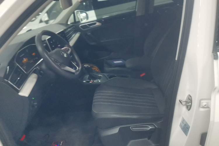 Used Volkswagen Tiguan L 2022 330TSI Automatic Two-Wheel Drive Comfort Edition