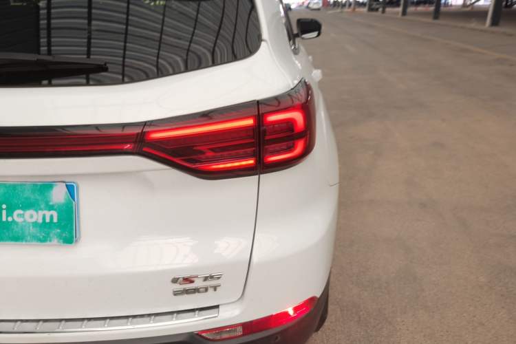 Used Changan CS75 2021 Honor Million Edition 280T DCT Prestige Model
