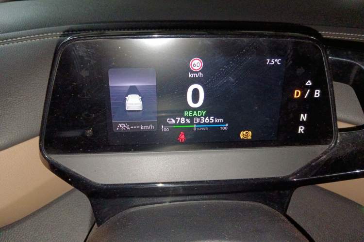 Used Volkswagen ID.4 X 2021 Pro Smart Long-Range Edition
