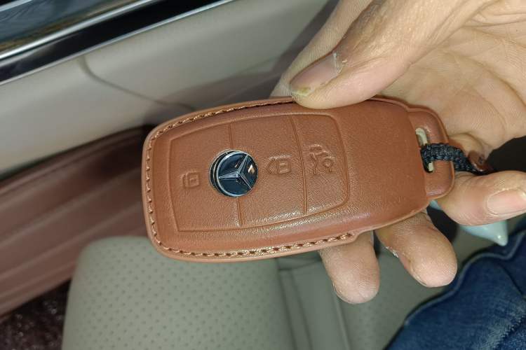 Used Mercedes-Benz C-Class 2015 Facelift C 180 L
