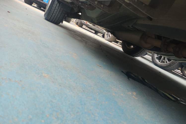 Used Haval H6 2015 Revised Version Sport Edition 1.5T Manual Transmission Two-Wheel Drive Elite Grade
