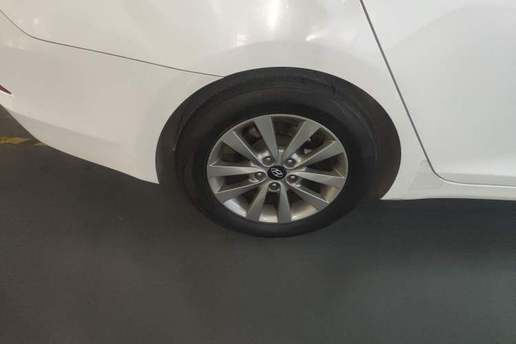 Used Hyundai Mistra 2014 1.8L Automatic Smart GLS
