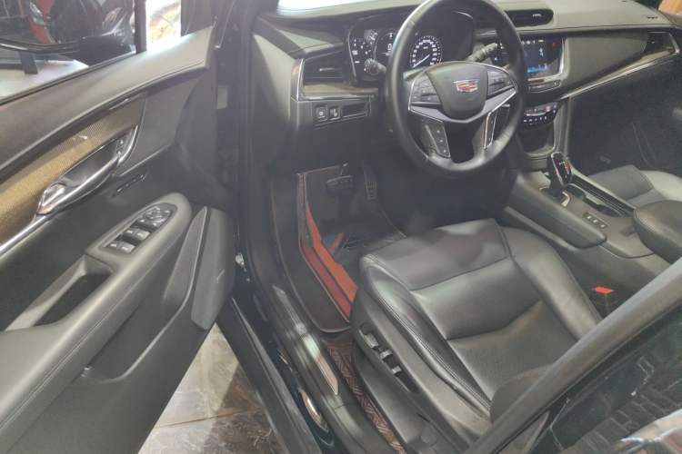 Used Cadillac XT5 2018 28E Four-Wheel Drive Leading Version
