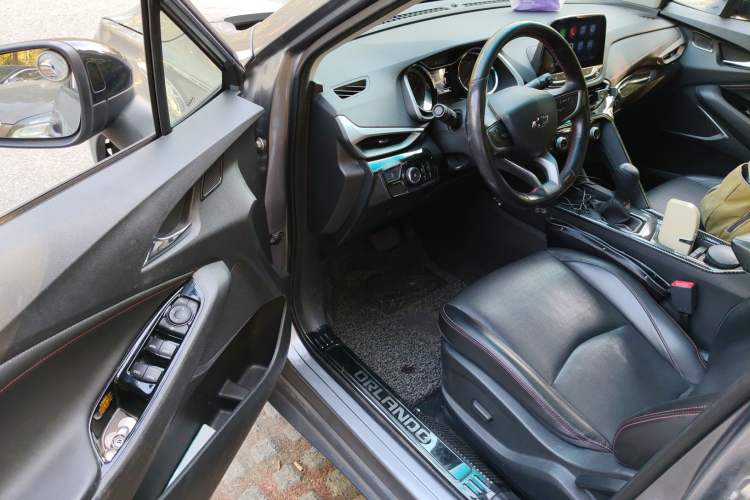 Used Chevrolet Orlando 2018 Redline 530T Automatic Zhaoxiang Edition (5+2 Seating) – China V Standard
