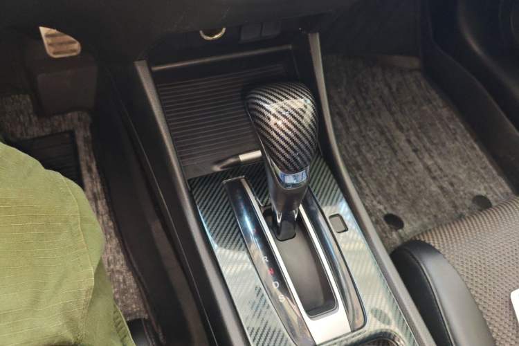 Used Honda Jade 2017 1.8L automatic Comfort version 5 seats