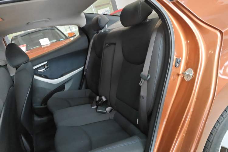 Used Hyundai Elantra 2013 1.6L Automatic Leading Model
