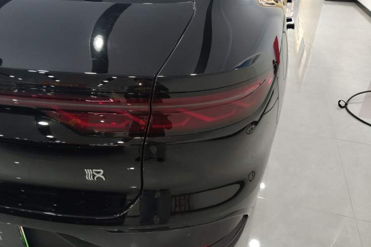 Used BYD Han 2025 EV with 701 km of Laser Radar-Enabled Intelligent Driving
