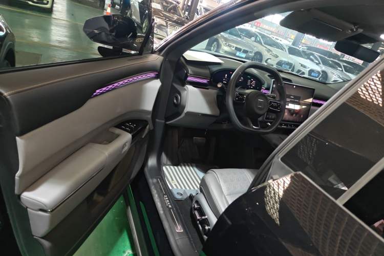 Used Zeekr 7X 2025 75 kWh Rear-Wheel Drive Intelligent Driving Version