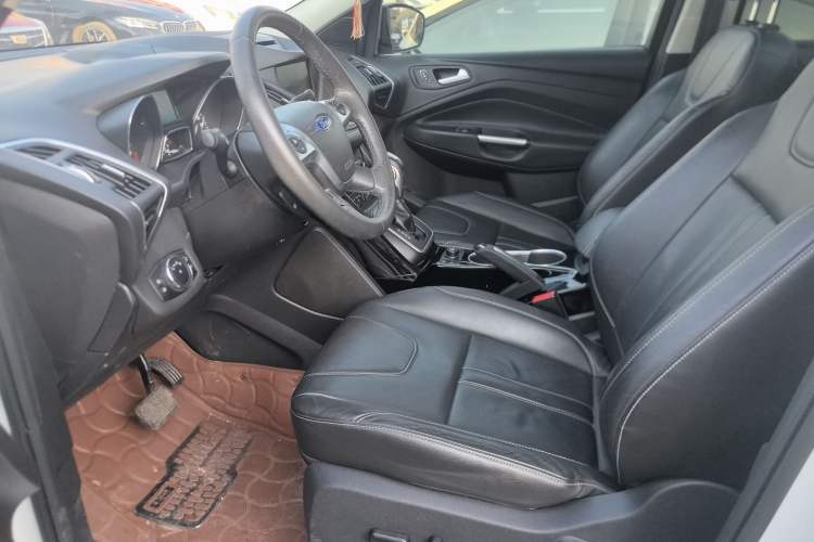 Used Ford Kuga 2013 2.0L GTDi Four-Wheel-Drive Sport Model
