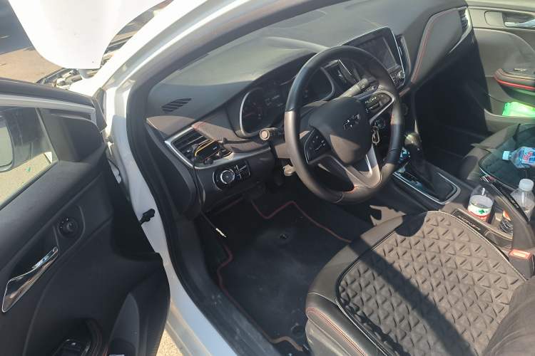 Used Chevrolet Monza 2019 RS 330T Automatic Comfort Edition China VI Standard