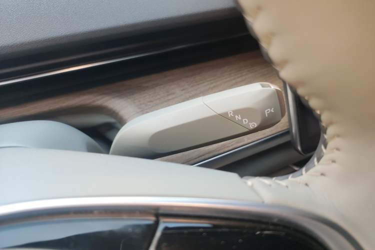 Used  A07 2023 Pure Electric 515 Air
