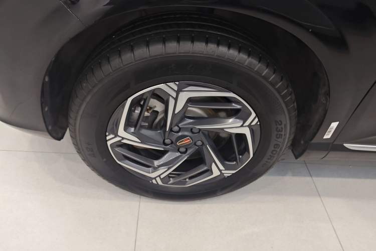 Used Hongqi HS3 2023 1.5T Two-Wheel Drive Shanwei Edition
