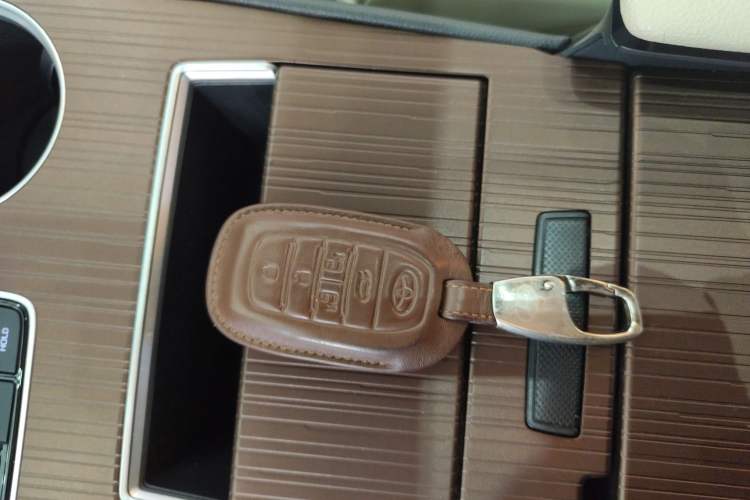 Used Toyota Granvia 2023 2.5L Hybrid Prestige PLUS Edition