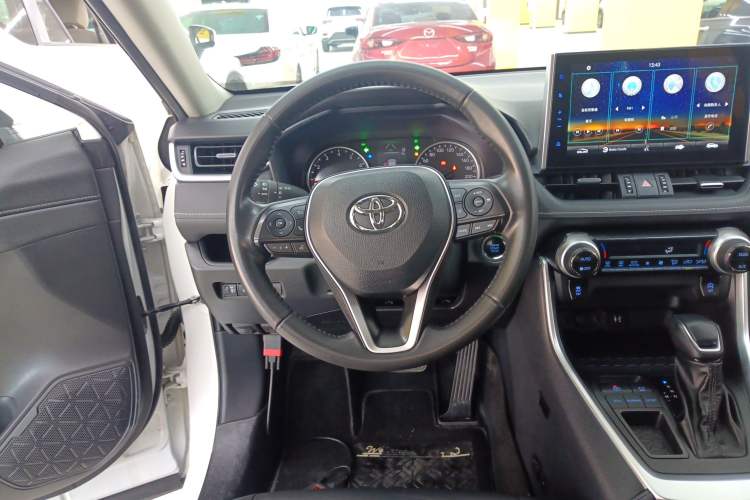 Used Toyota Wildlander 2021 2.0L CVT Two-Wheel Drive Luxury Edition
