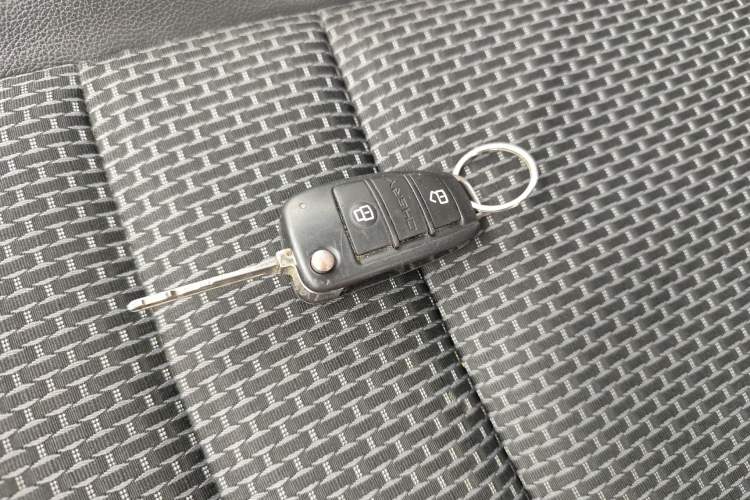 Used Chery Tiggo 3 2016 1.6L Manual ZhiShang Edition