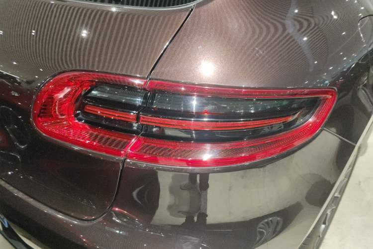 Used Porsche Macan 2017 Macan Turbo 3.6T