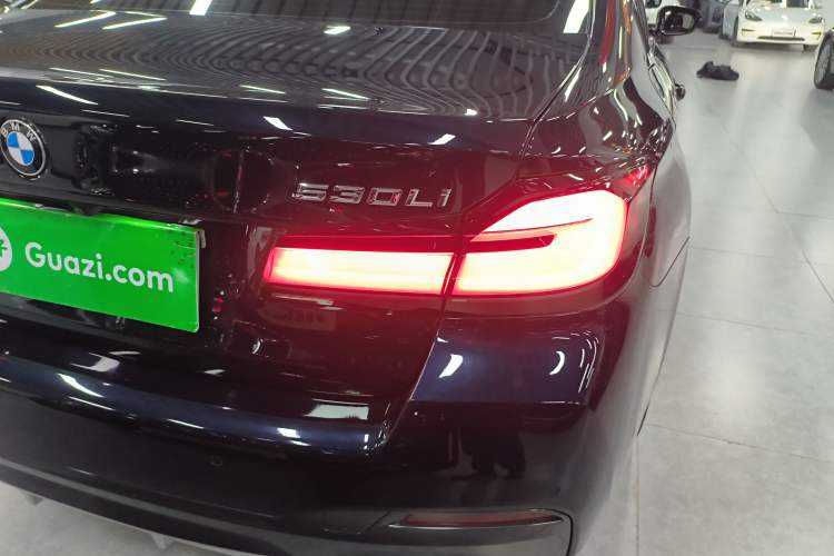 Used BMW 5 Series 2022 Second Facelift 530Li Leading Edition M Sport Package
