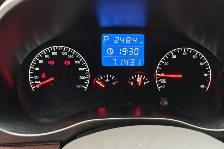 Used Chery Tiggo 3 2015 1.6L CVT ZhiShang Commemorative Edition