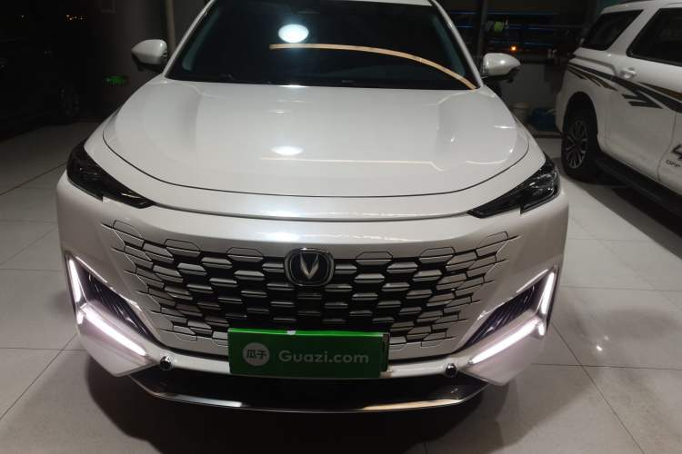 Used Changan UNI-K iDD 2022 Blue Whale iDD 130km 1.5T Prestige Model
