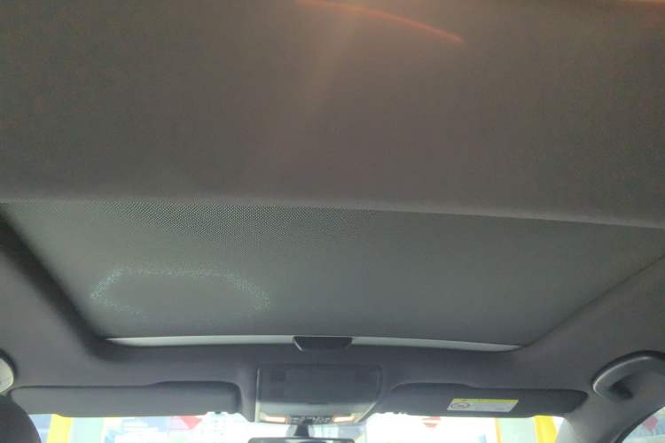 Used Volkswagen Golf 2016 1.4TSI Automatic R-Line
