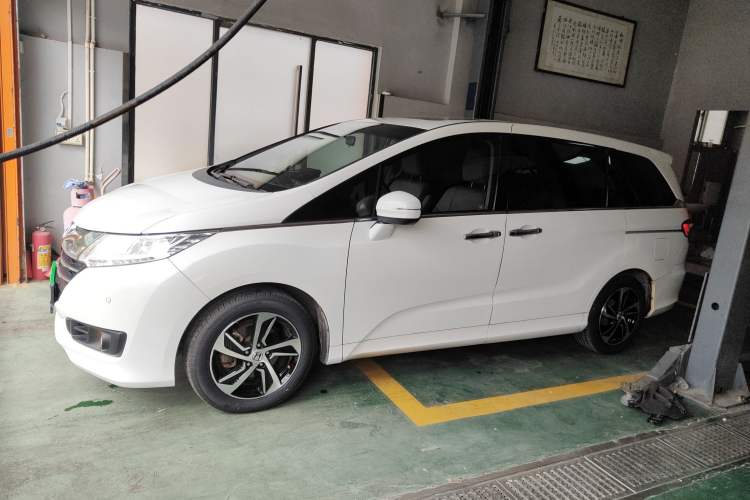 Used Honda Odyssey 2015 2.4L Smart Edition