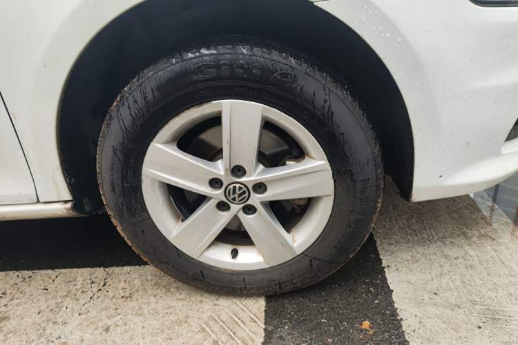 Used Volkswagen Bora 2014 1.6L Automatic Fashion Model