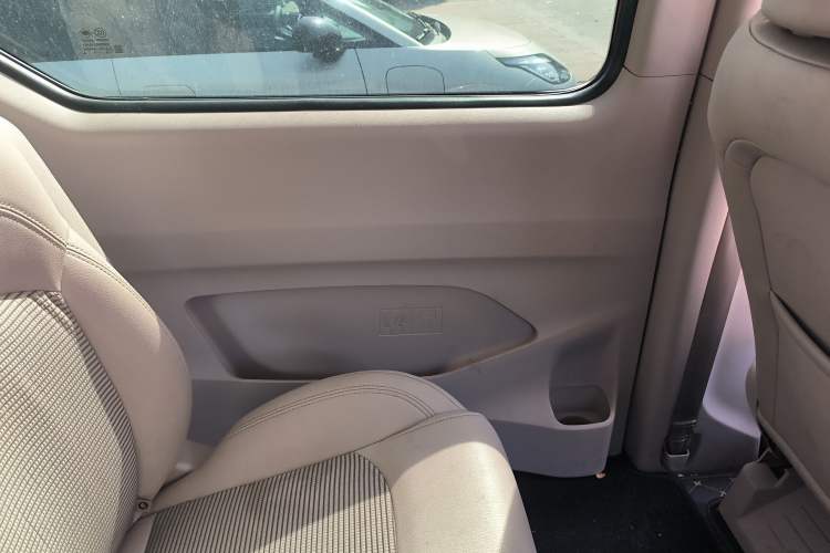 Used SAIC MAXUS G10 2018 PLUS 2.0T Automatic Smart Edition
