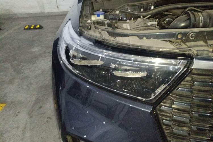 Used Ford Explorer 2020 EcoBoost 285 4x4 Platinum Edition 7-Seater
