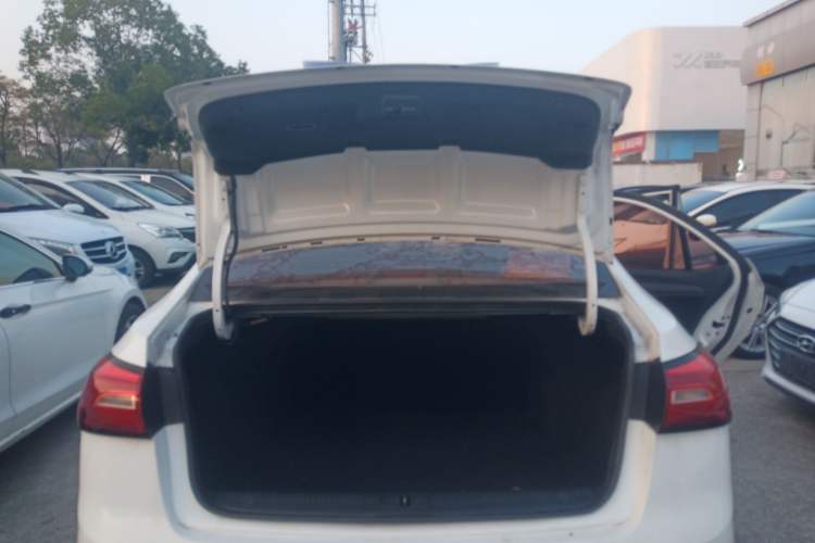 Used Roewe 360 2018 PLUS 1.5L Automatic Luxury Edition
