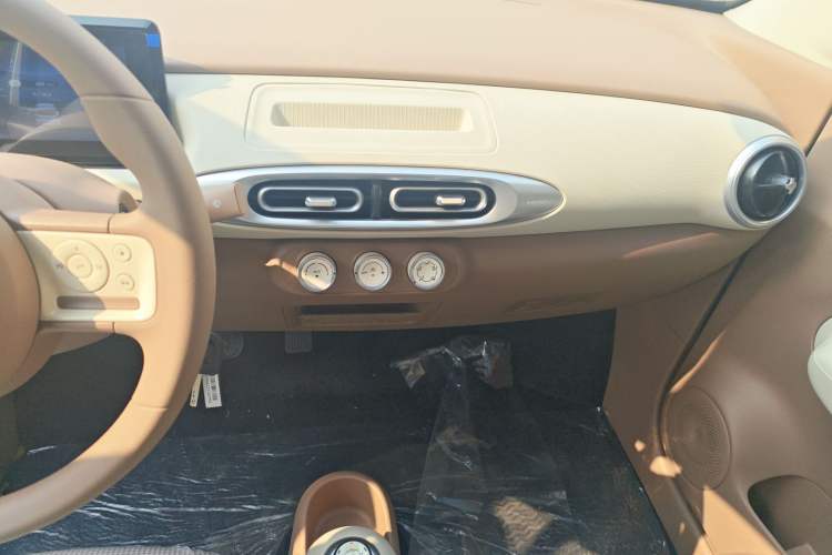 Used Wuling Hongguang MINIEV 2025 Four-Door Version Advanced Edition
