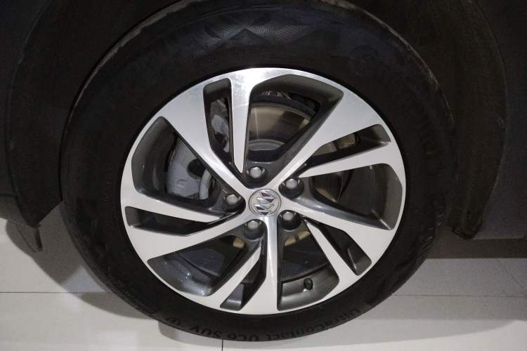 Used Buick Envision 2022 Facelift Encore S 652T Two-Wheel-Drive Luxury Model
