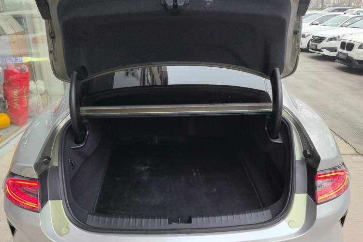 Used  SU7 2024 Rear-Drive Long-Range Intelligent Driving Version
