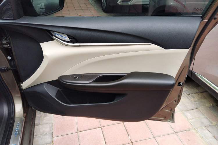 Used Buick GT 2015 15N Automatic Entry-Level Trim
