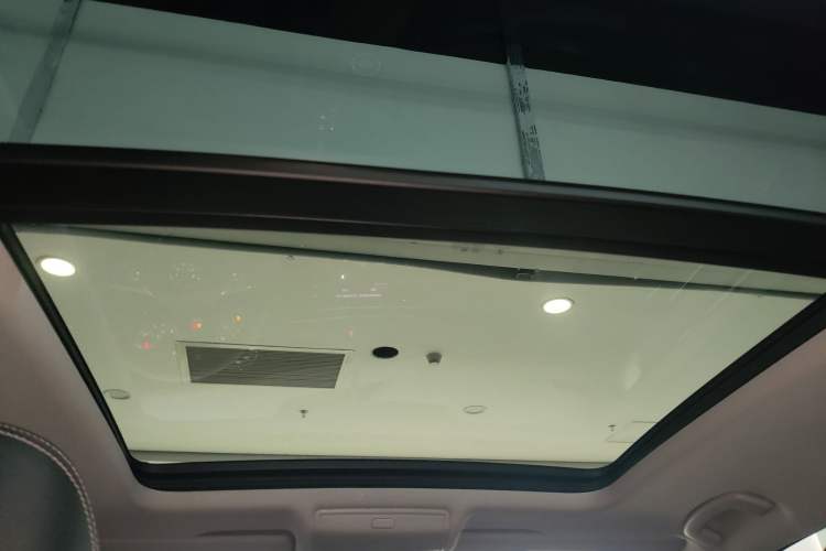 Used Volkswagen Tiguan L 2020 330TSI Automatic Two-Wheel Drive Panoramic Comfort Edition China VI Standard