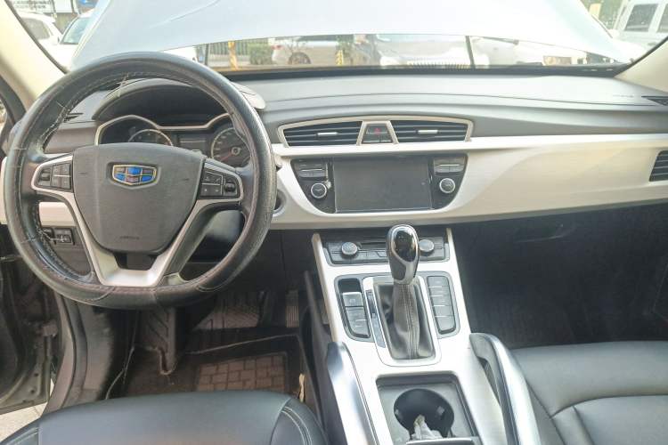 Used Geely Auto Emgrand X7 Sport 2018 1.8TD Automatic Two-Wheel Drive Zhiya Model