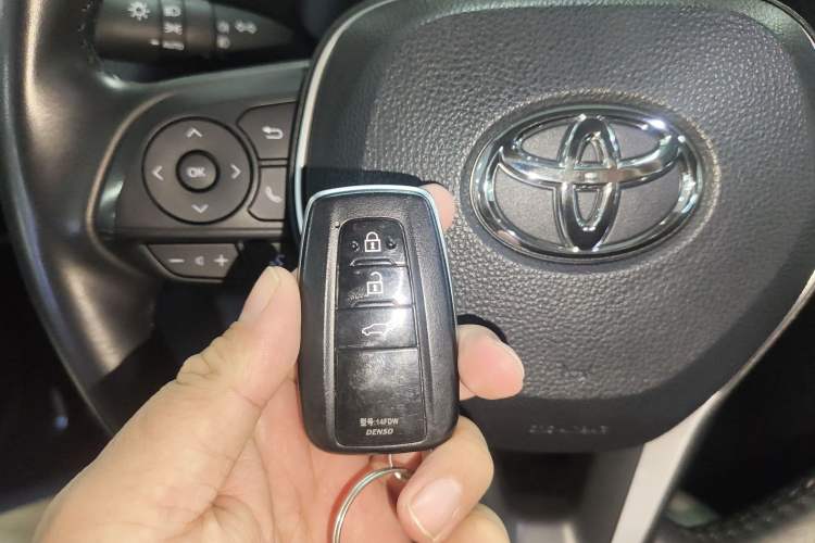 Used Toyota Wildlander 2023 Dual-Motor 2.5L E-CVT Four-Wheel Drive Prestige Edition
