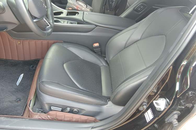 Used Toyota Avalon 2022 Dual-Engine 2.5L Luxury Edition