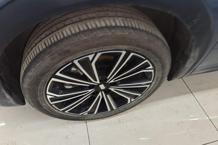 Used  Galaxy Xingjian 7 EM-i 2025 120km Flagship Edition