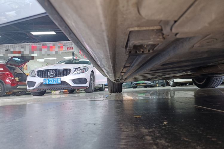 Used Mercedes-Benz E-Class 2020 E 300 L Sporty and Stylish Model
