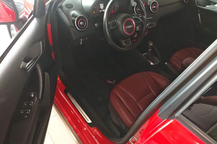 Used Audi A1 2016 30 TFSI Sportback Design Fashion Edition
