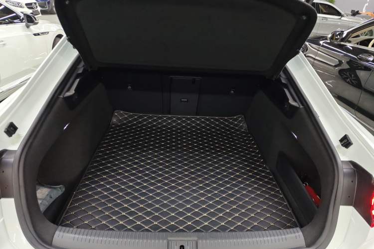 Used Volkswagen FAW-Volkswagen CC 2021 380TSI Striking Edition 30th Anniversary Model
