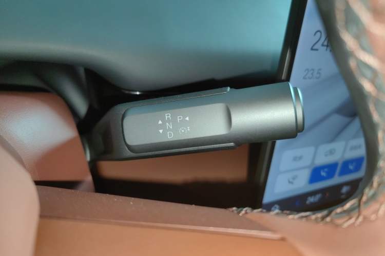 Used  HL 2025 350 Max Six-Seater LiDAR Version
