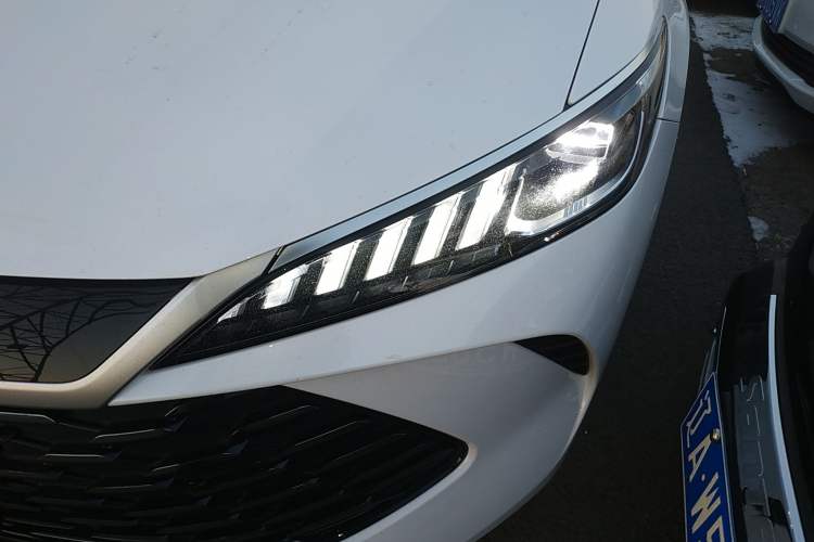 Used BYD Qin PLUS 2025 DM-i Smart Drive 55KM Leading Model
