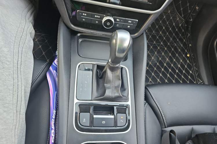 Used BYD Song MAX 2017 1.5T Automatic Smart Connect Luxury 7-Seater
