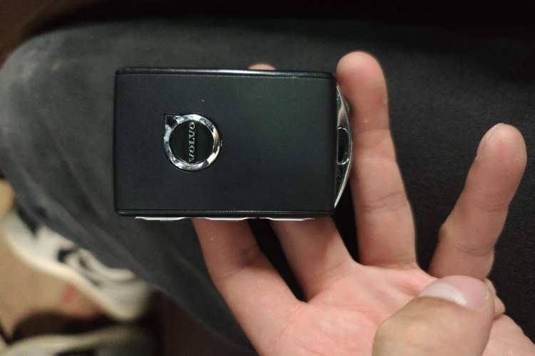 Used Volvo XC90 New Energy 2022 E-Drive Hybrid T8 Luxury Flagship 7-Seater
