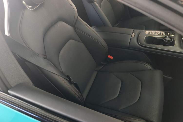 Used Xiaomi Auto SU7 2024 Rear-Drive Ultra-Long Range Advanced Pro-Level Intelligent Driving Version
